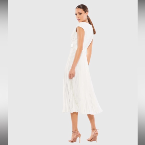 Mac Duggal White Pleated Dress - Picture 2 of 8